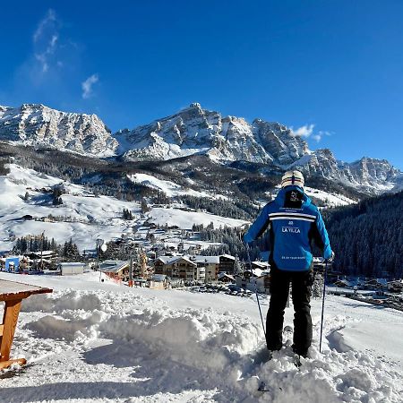 Surrounded By Green - Luxury Chalet At The Foot Of The Dolomites Leilighet La Villa  Eksteriør bilde